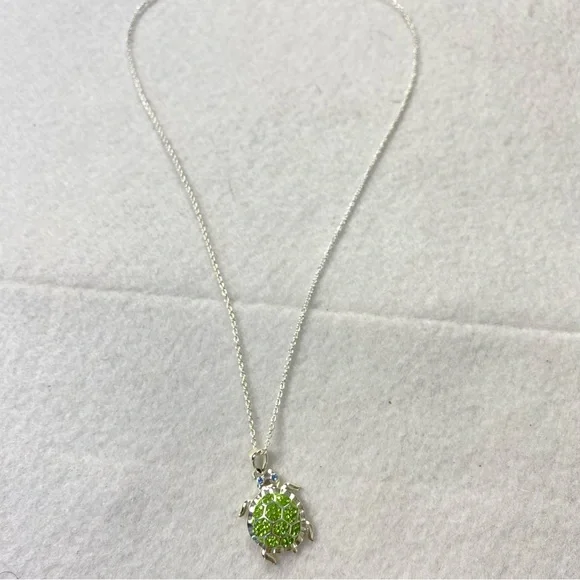 Charming Silver Plated over Brass Green Peridot Turtle Pendant Necklace 19” - Picture 10 of 13